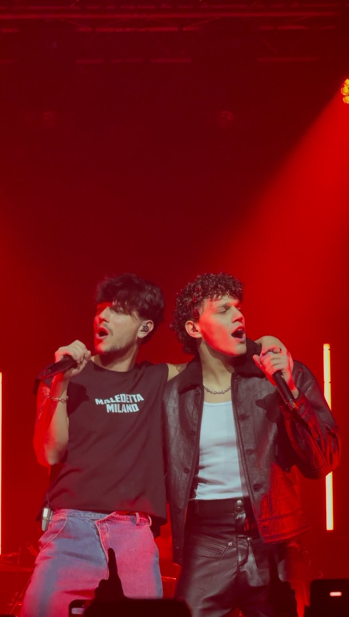 mcuheartx's tweet image. stasera sono stata benedetta