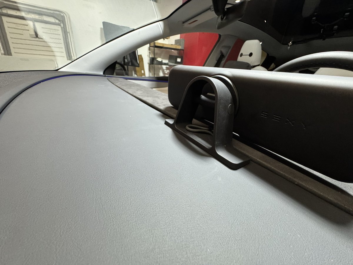 Iowa Tesla - Jim Spencer tweet media