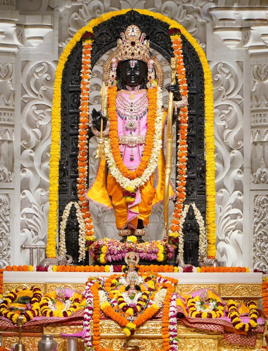 ShriAyodhya_'s tweet image. हम भगवान के ही हैं ❣️