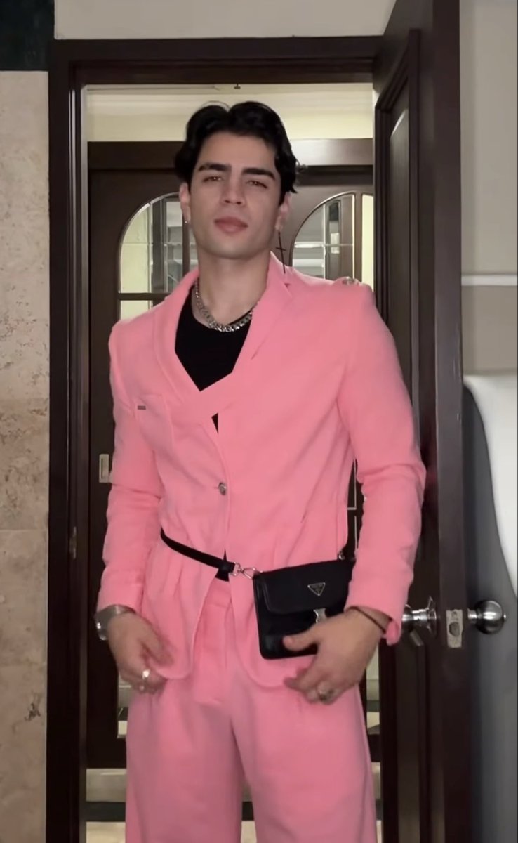 NicoleriaxMaRey's tweet image. TODO QUE VER AMORRRR 🫦
 
HOST MERCURY X TU AWARDS 

#LaCasaDeAaron #AaronMercury