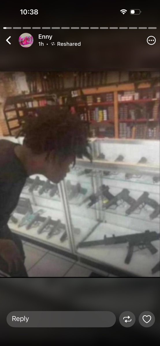 DemiSoBased's tweet image. Call @d_wzrd10 &amp;amp;@WhizzyProMax  to save you