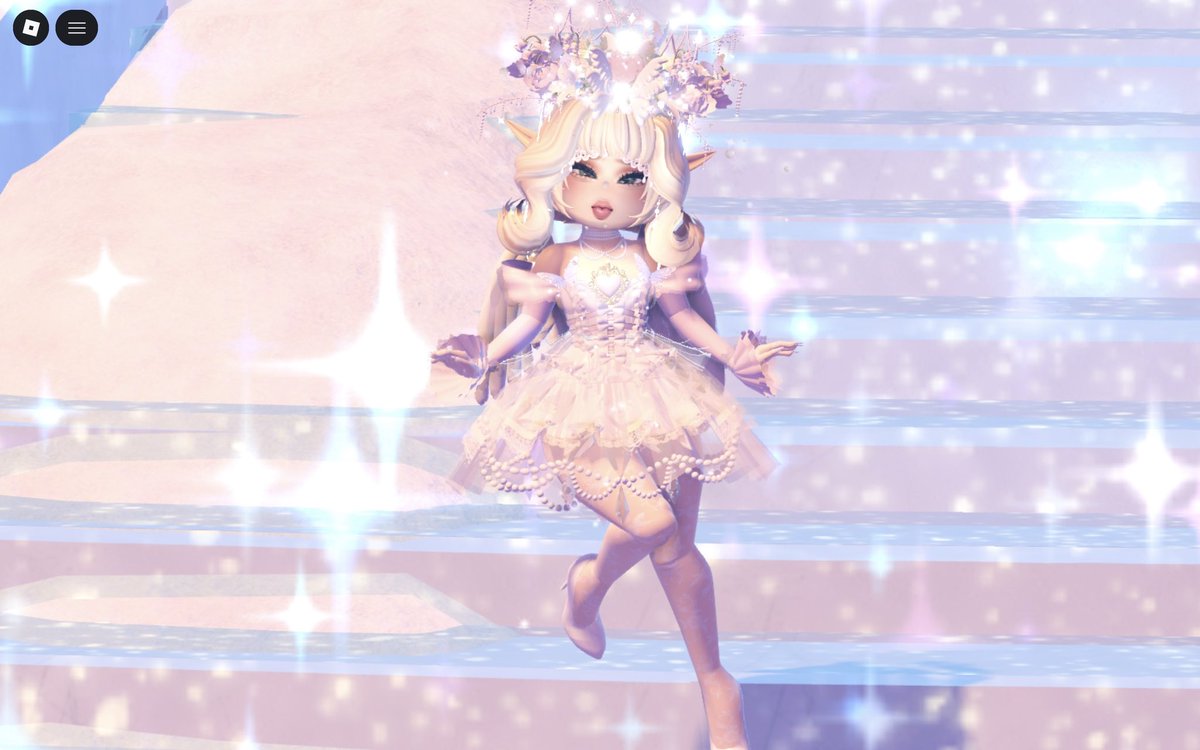 Valkyrie_elaine's tweet photo. 🪽🤍| Made a pink version of my ballroom outfit. Really liked how it turned out :))) https://t.co/tkuFIjWNlJ