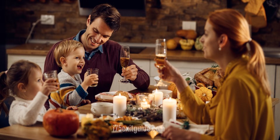 i75exitguide's tweet image. The Big List: Restaurants, Diners and Fast Food Open Thanksgiving Day 2025

Not all of us will be home for Thanksgiving this year, or comfortably seated with friends and family for a Thanksgiving day feast… some ...
is.gd/0AM7KL