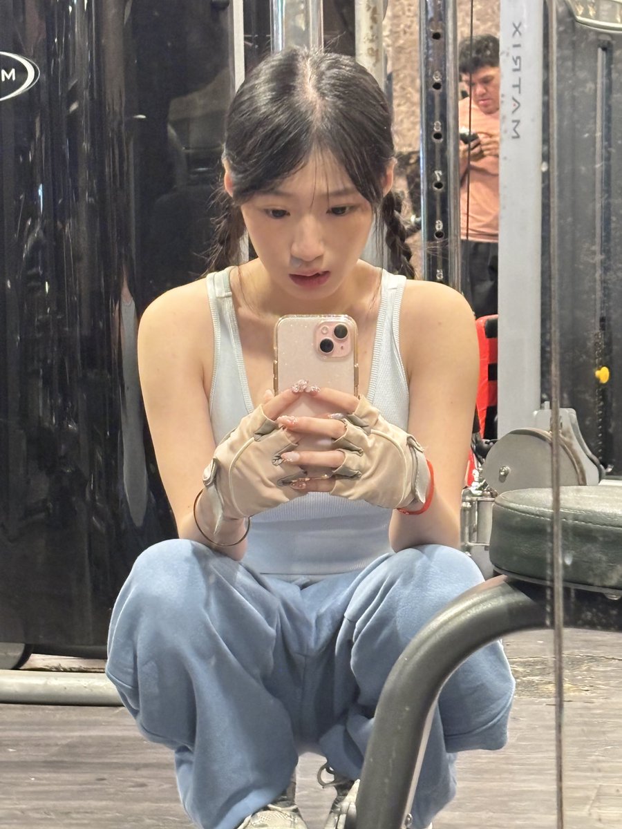 sequirrels's tweet image. second fav main upper 💪🏻