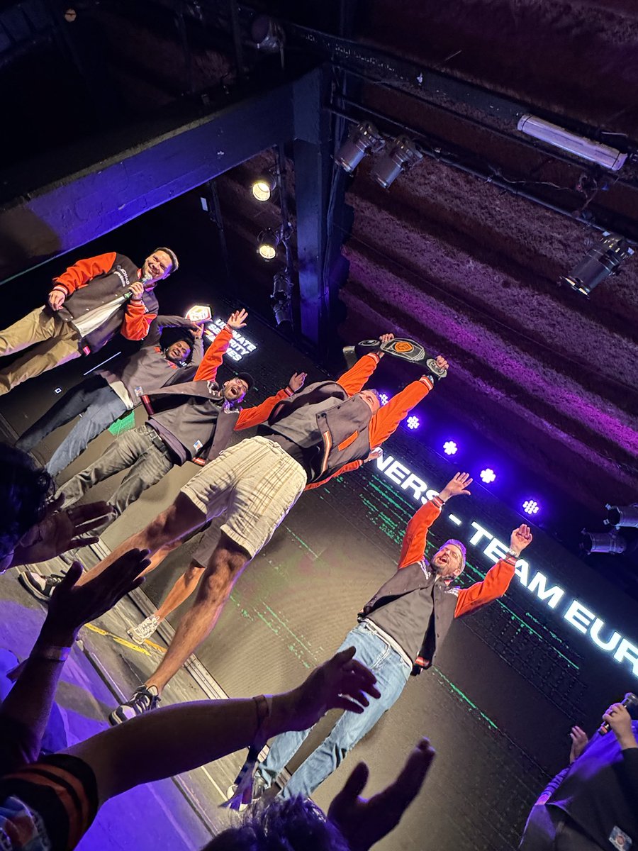 p_misirov's tweet image. EU 🇪🇺 is so back
 
WINNERS
@zigtur @Montyly @GalloDaSballo @AliceAndB0b