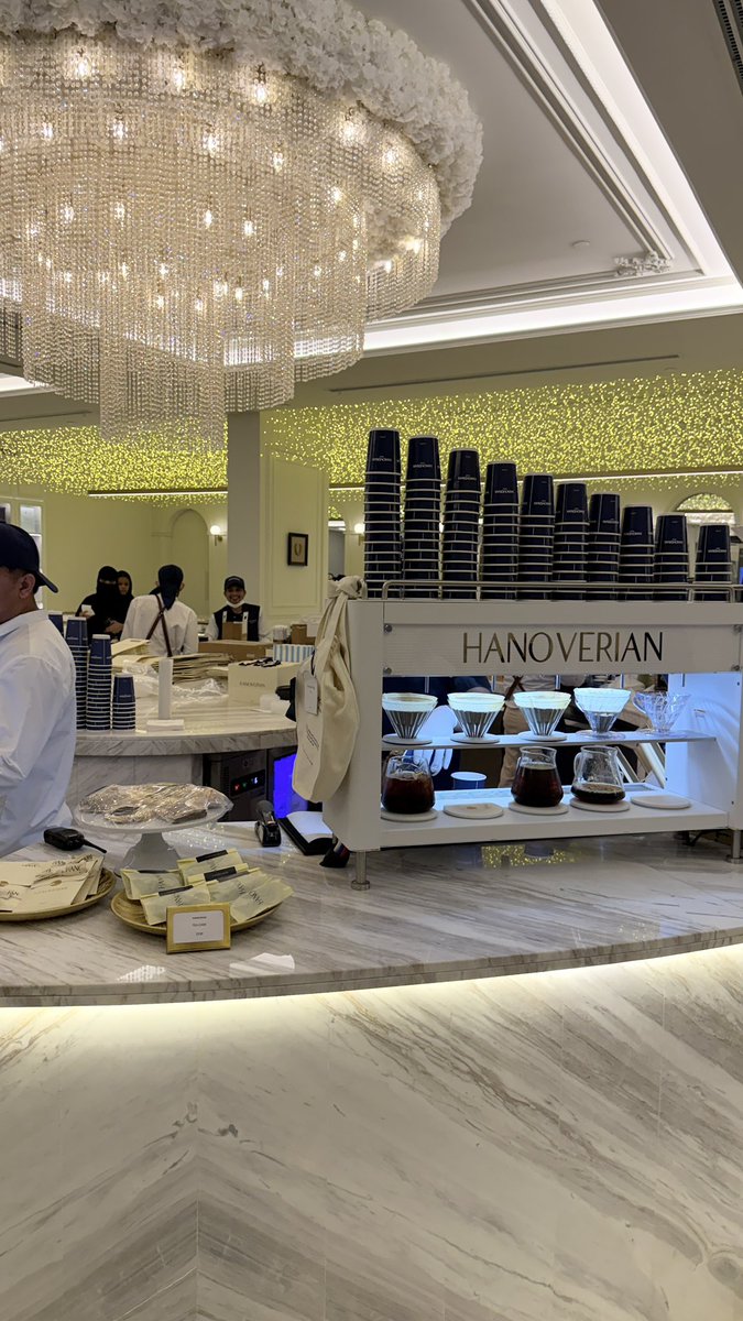 مــهــا tweet media