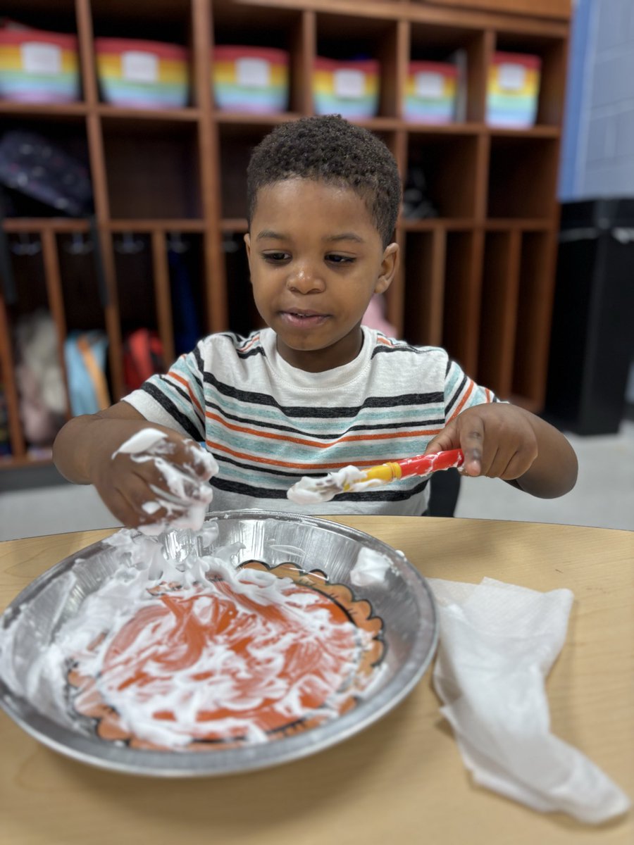 Mrs. Isom tweet media