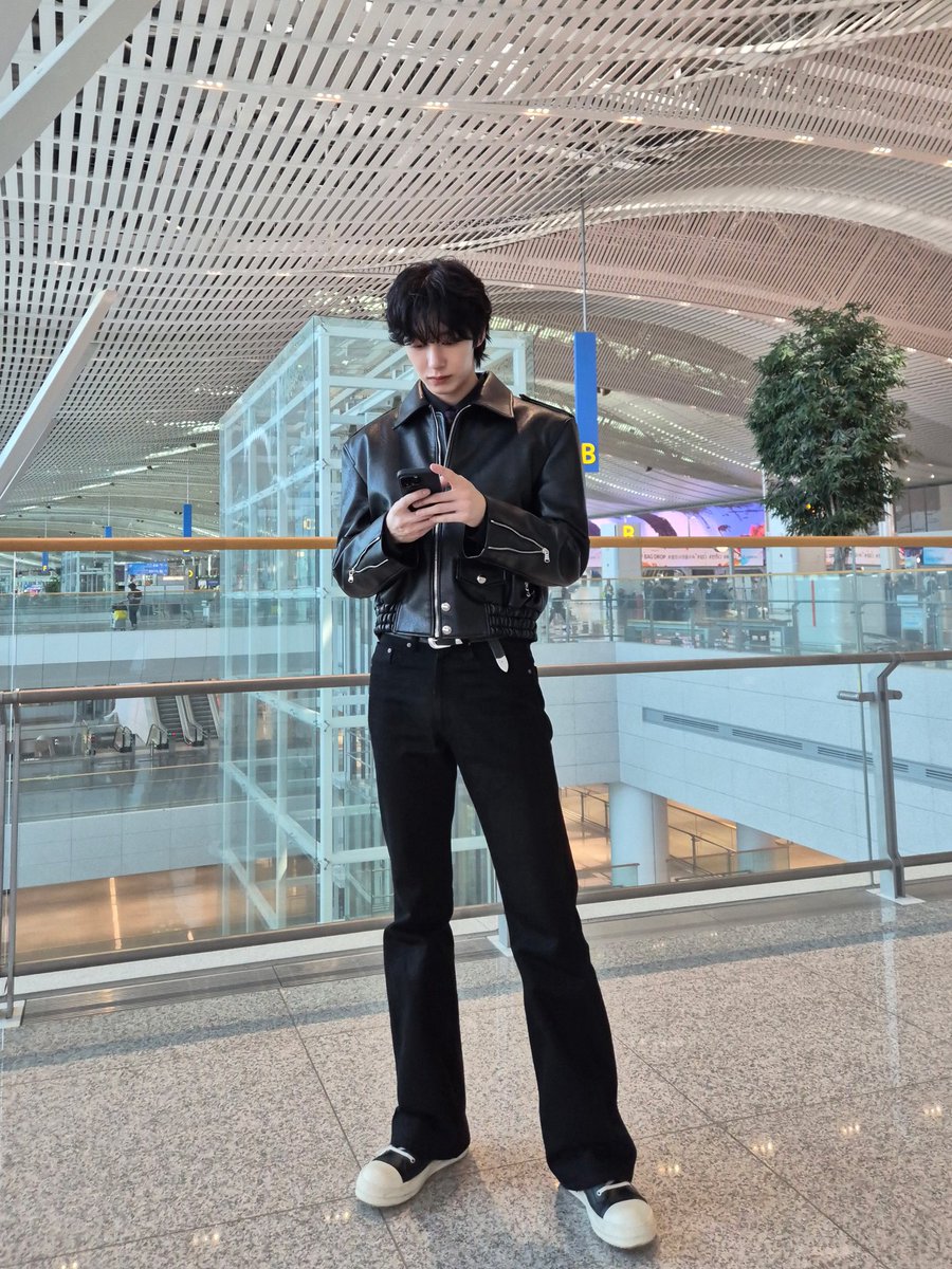 KB_Monbeb's tweet image. 키야