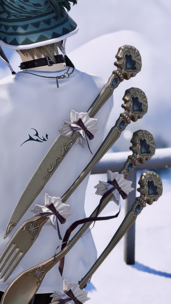 Use____r's tweet image. 탱커 외길 인생에 힐러 함 해볼거라고 무기 질렀음
너무 비싸요 깍깍주세요