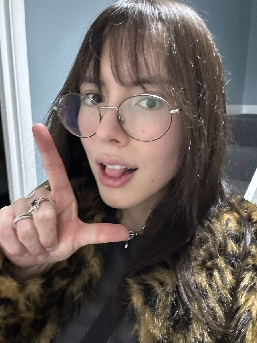 iris🏳️‍⚧️ tweet media