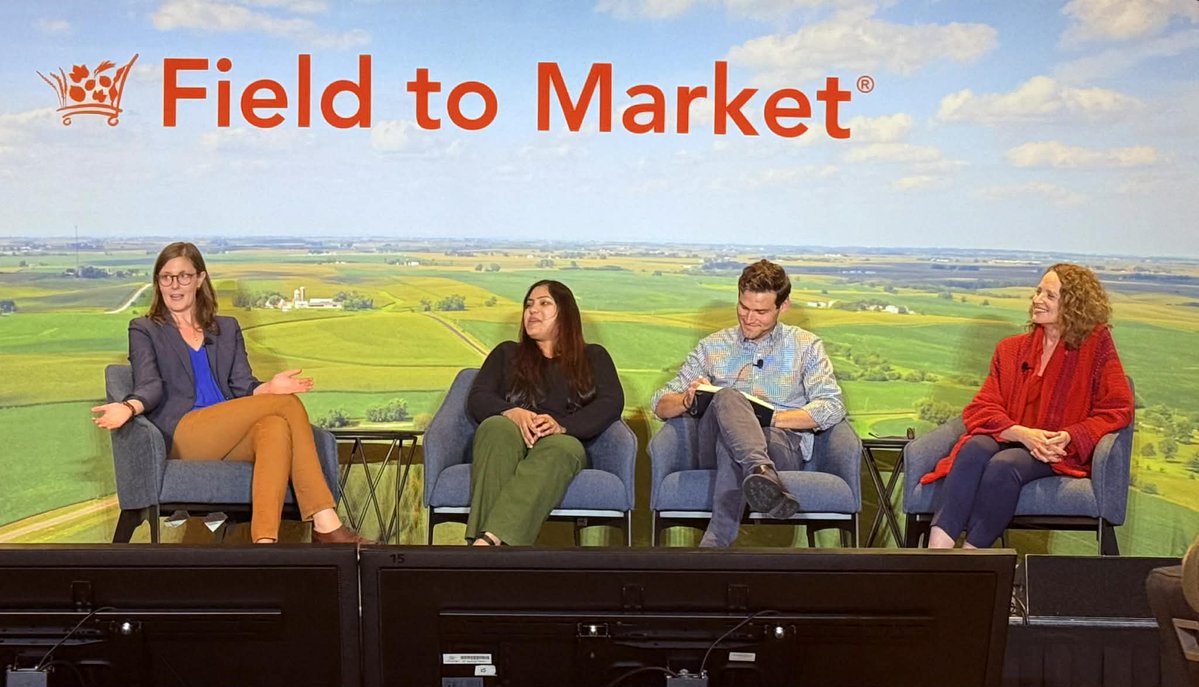 PCM_Farming's tweet image. PCM was proud to join the #SustAg2025 and @FieldtoMarket this week connecting with partners and sharing how we help farmers turn data into #conservation wins for farmers and end users alike. We brought farmer voices to the national stage being featured in 2 panels! @ilcorn