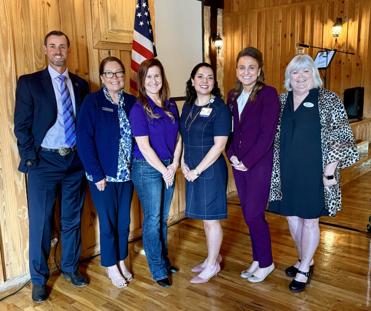 Angleton ISD tweet media