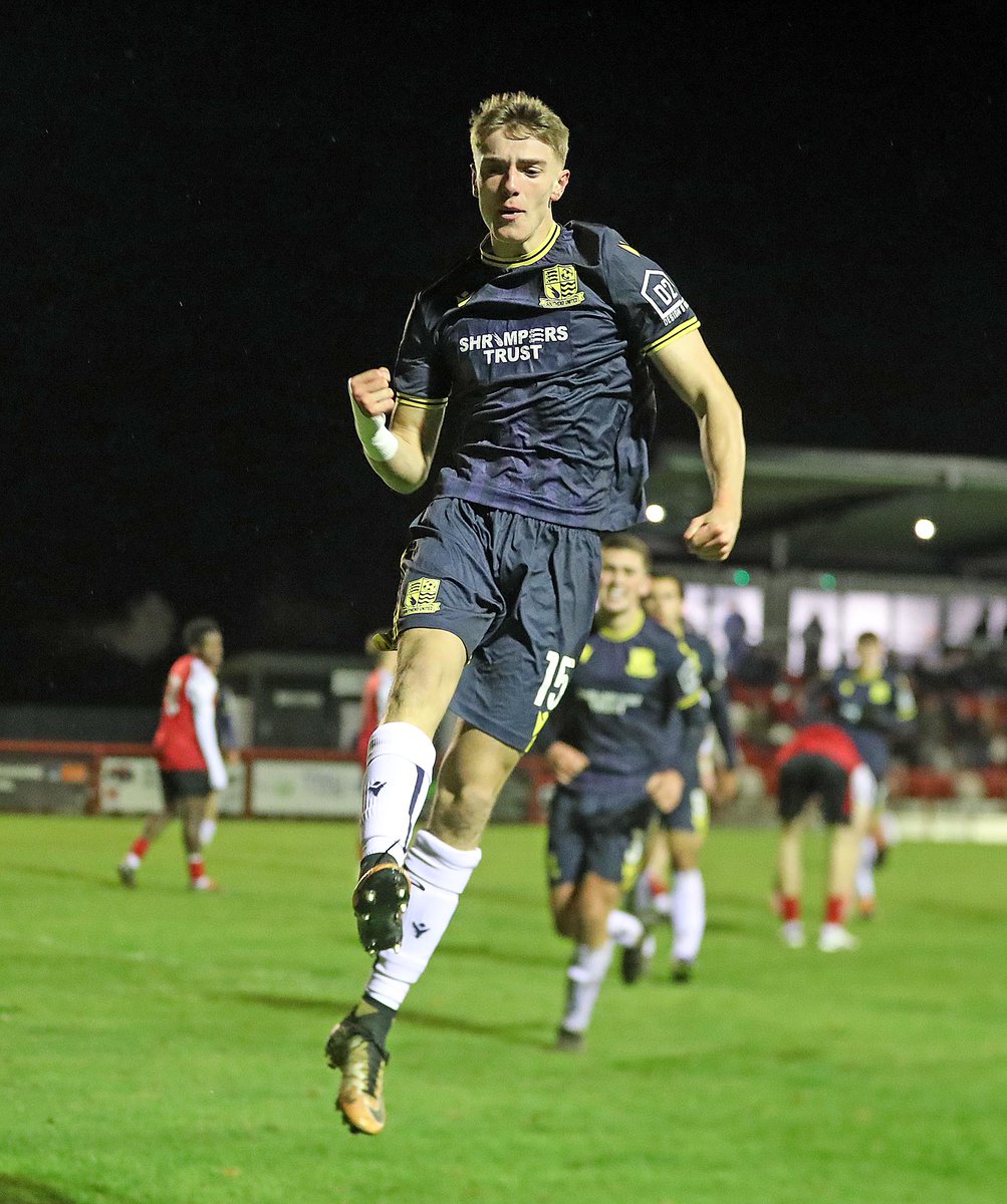 NickyHayesPhotos tweet media