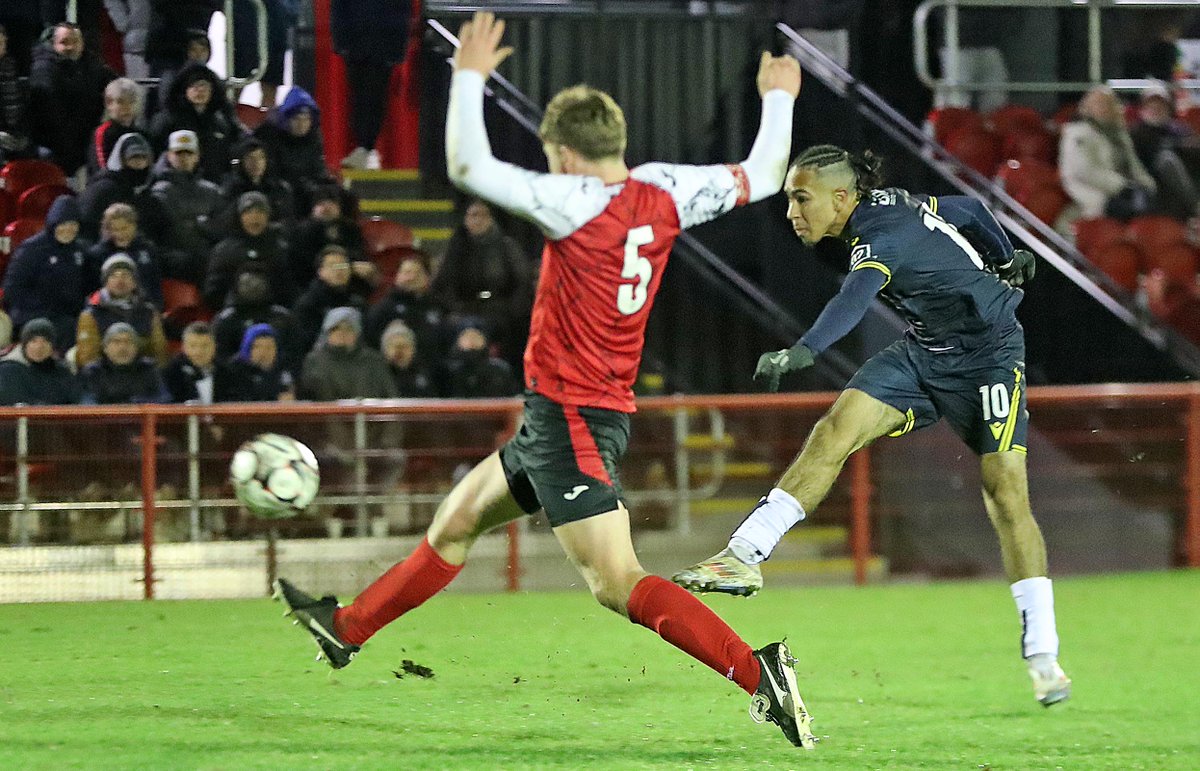 NickyHayesPhotos tweet media