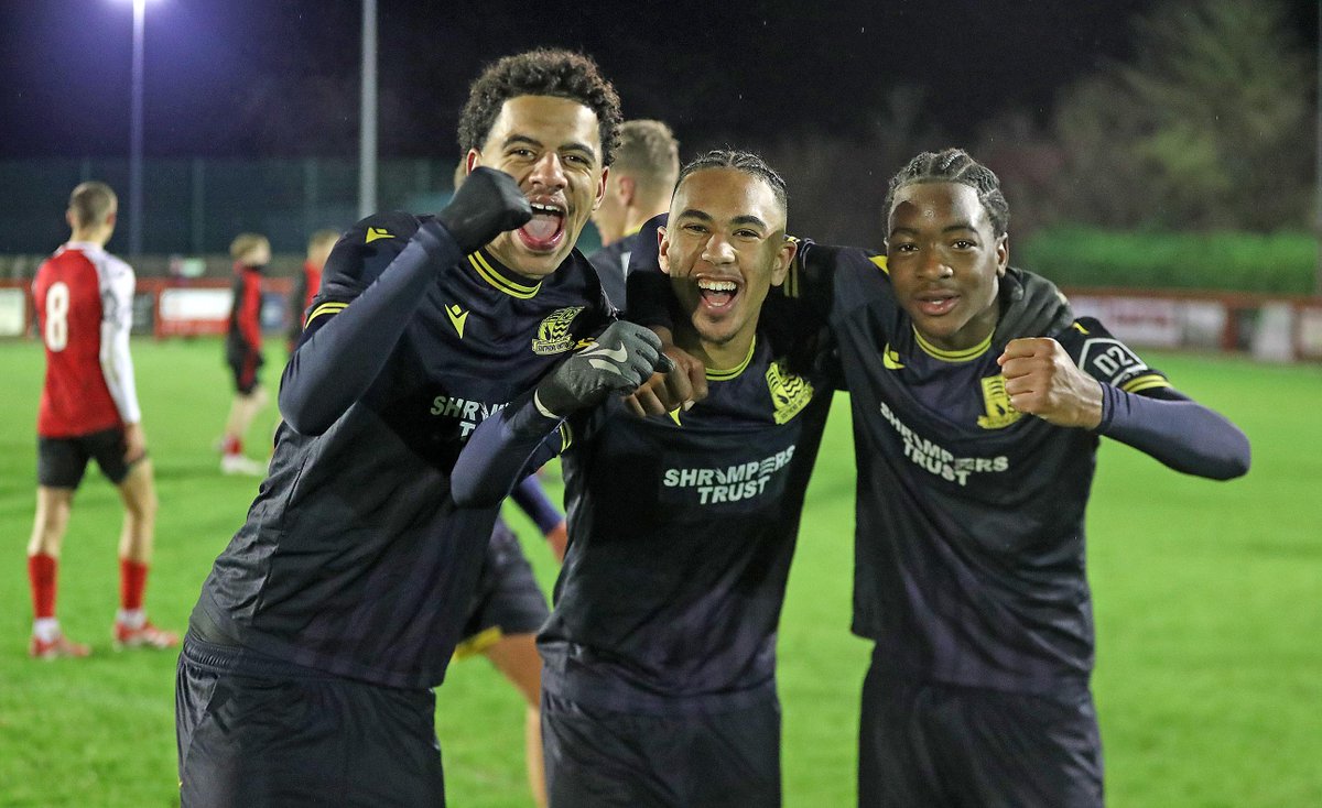 NickyHayesPhotos tweet media