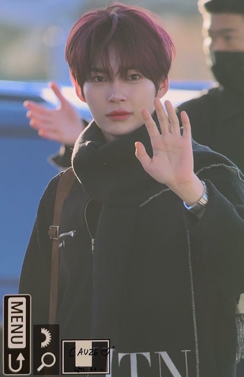 251121 pre

안비즐비✈️
#ZEROBASEONE #ZB1 #제로베이스원 #성한빈 #SUNGHANBIN #ソンハンビン