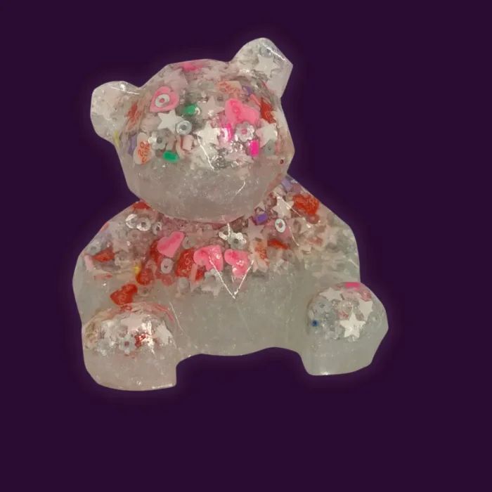 Poxy_Roses's tweet image. Collectors are already eyeing this one 👀🐻✨
Only a few available — don’t miss your chance.
poxyrose.com/white-resin-be…

#resinartdaily #resinbearstatue #poxyrosedispatch