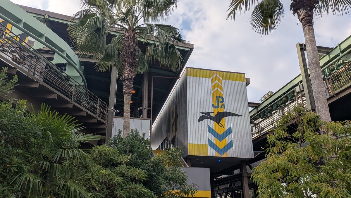 モササウルスの餌になりにきた