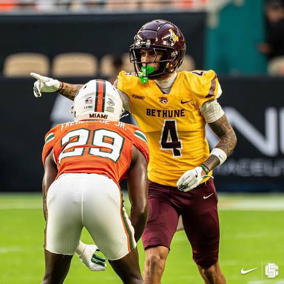 #AGTG Blessed to receive an offer from Bethune-Cookman University. Thank you to my family, coaches, trainers, and teammates for all the support and help you have given me. <a href="/CoachKTowb/">Keith Towbridge</a> <a href="/CoachWoodie/">Raymond Woodie Jr.</a> <a href="/coach_pimp/">Donte' Pimpleton</a> <a href="/Coach_Helmerich/">Matt Helmerich</a> <a href="/klaykoester/">Coach Klay Koester</a> <a href="/MilesAn14531163/">Miles Anderson</a> <a href="/PTRFootball/">Peachtree Ridge Football</a> <a href="/hopo125/">Tyrone Hopper (Recruiting Coach)</a>