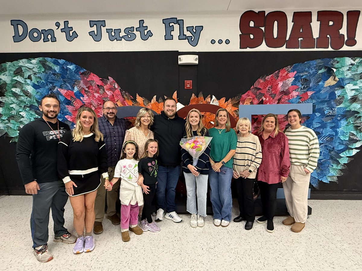 SCEAbramczykAP's tweet image. Congratulations to @SCE_MissB for being named the SCE Teacher of the Year for the 25-26 school year! We got to celebrate Miss Berkstresser today with her students and family!