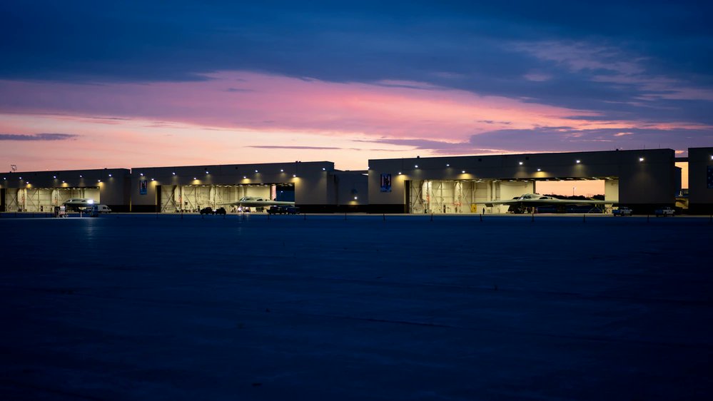 fighterlover9's tweet photo. U.S. Air Force B-2 Spirit aircraft are shown in hangars during Exercise Global Thunder 26 at Whiteman Air Force Base, Oct. 24, 2025. Global Thunder is an annual command and control exercise designed to train U.S. Strategic Command forces and assess joint operational readiness. https://t.co/296D1UqGae