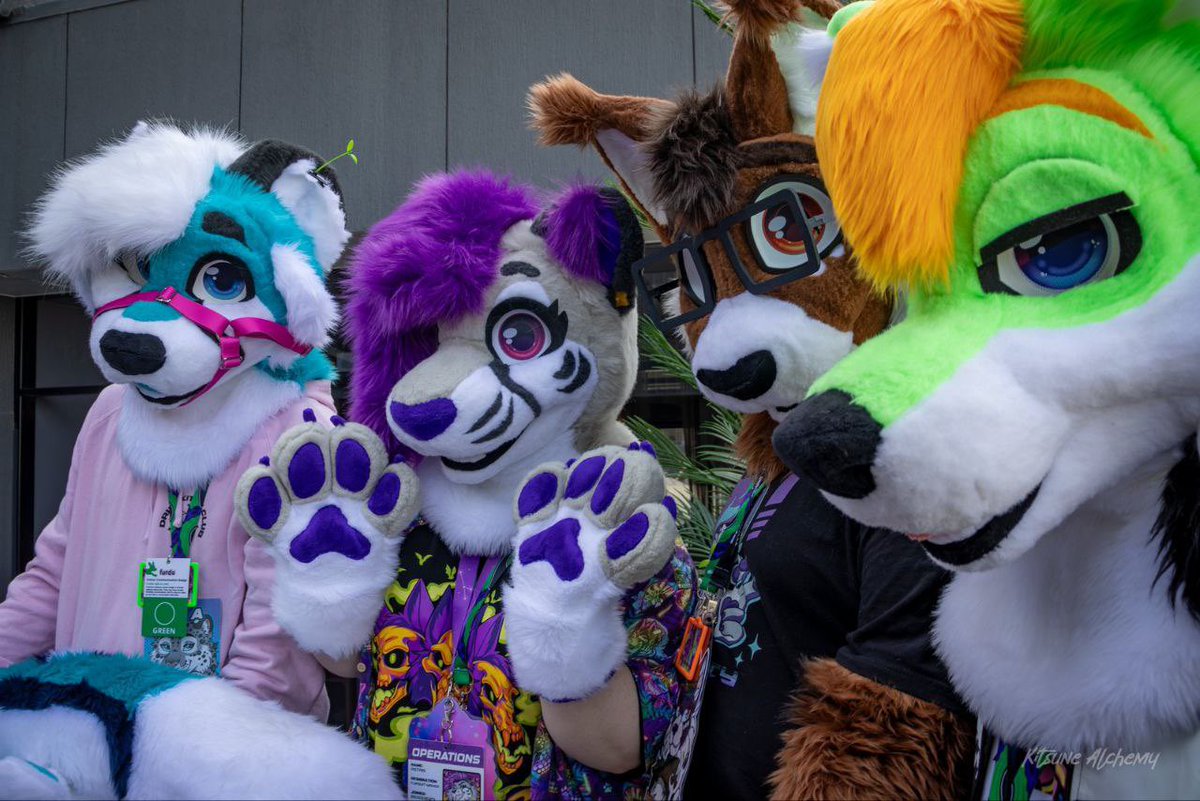 COMMISSIONS CLOSED 

Thank you everyone who submitted both a quote request and a commission application! 

The forms are now closed and the commission slots have now been randomly filled! The successful applicants have now been contacted! 

If you have not received an email your