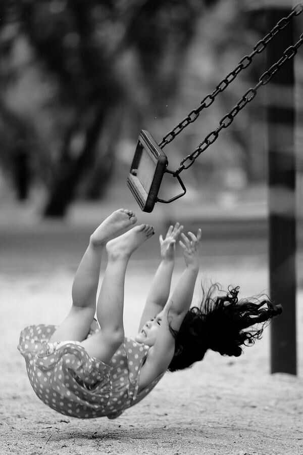 suganthyy's tweet image. வீழ்ந்தால்
எழுவதே 
வாழ்வின் 
முதல் கல்வி !

#தீtwitz