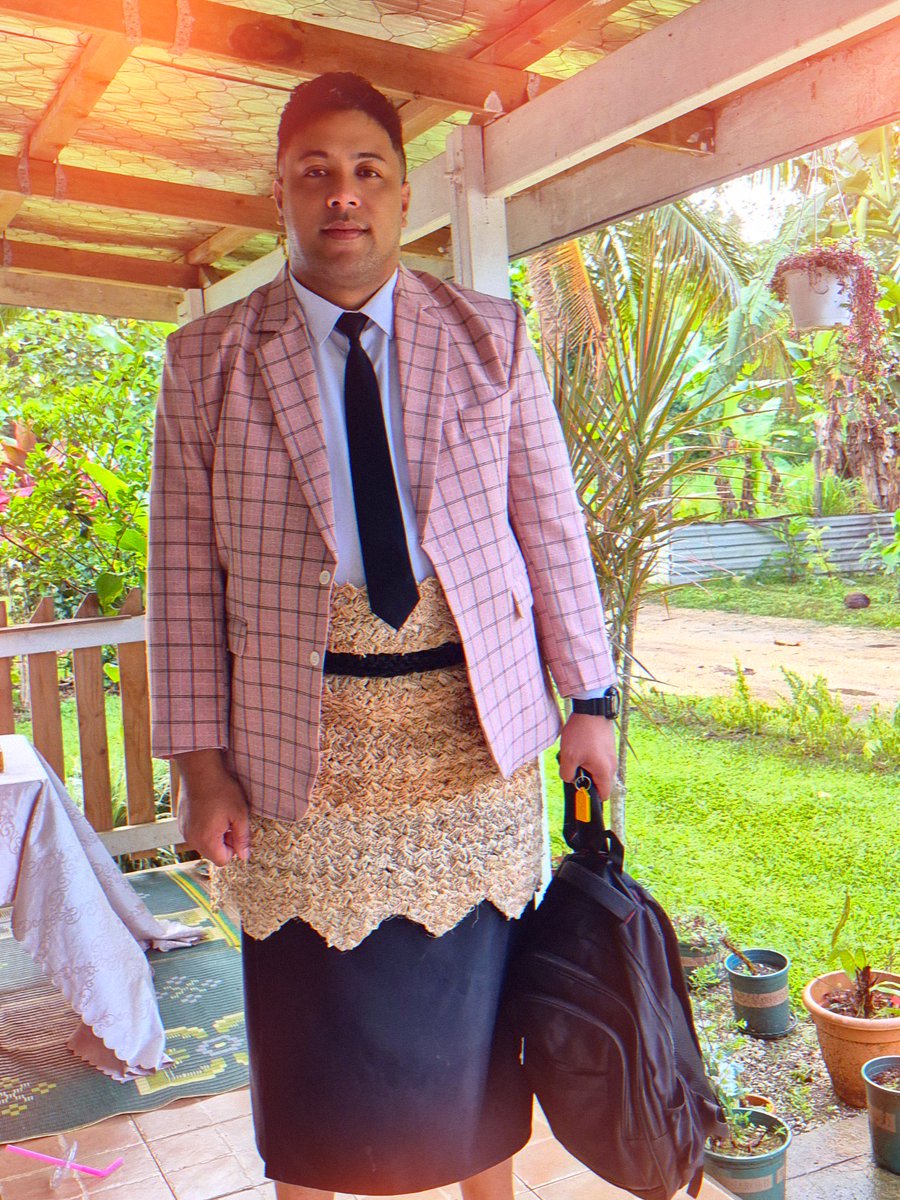 sam_vao's tweet photo. For God, King &amp; Country 🇹🇴

'Otua mo Tonga ko hoku tofi'a ✊️

Honoured and humbled to have been appointed as an Assistant Returning Officer for the Kingdom of Tonga's General Election. 

#TongaElections #PublicService #Democracy #Grateful https://t.co/6KOUQ9TGSz
