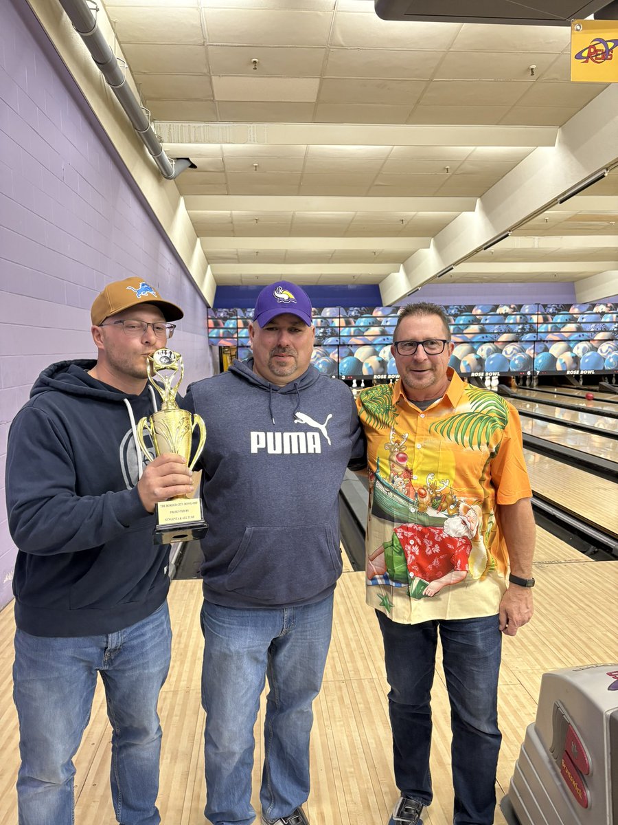 Shoutout to Gregg Menard for winning the third annual Syngenta &amp; Allturf Border City Bowl-Off. I didn’t win, but I set a new record for ‘most excuses tried in one night.’ Hehe 😉 <a href="/syngentacanada/">Syngenta Canada</a> <a href="/Allturf_Ltd/">Allturf</a> <a href="/Bryce__Allan/">Bryce Allan</a>