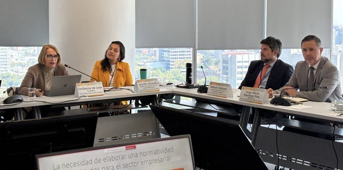 nahueloddone's tweet image. #Hoy @cepal_onu @SE_mx @mujeresgobmx @Tu_IMSS @OITMexico @ONUMX conversamos sobre “propuesta de normatividad para implementar políticas de #cuidados dirigida al Sector Privado como pauta para una política de desarrollo productivo inclusiva en #México” 

🇲🇽Trenza de los cuidados🇲🇽