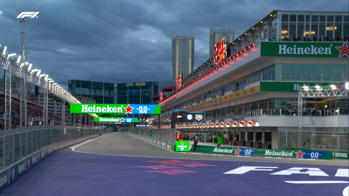 F1's tweet photo. Our first roll of the dice... 🎲

FP1 starts here! 👀

#F1 #LasVegasGP https://t.co/geamVsP5FF