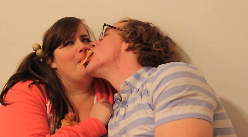 friend whose life objectively sucks (@lil404error) on Twitter photo 