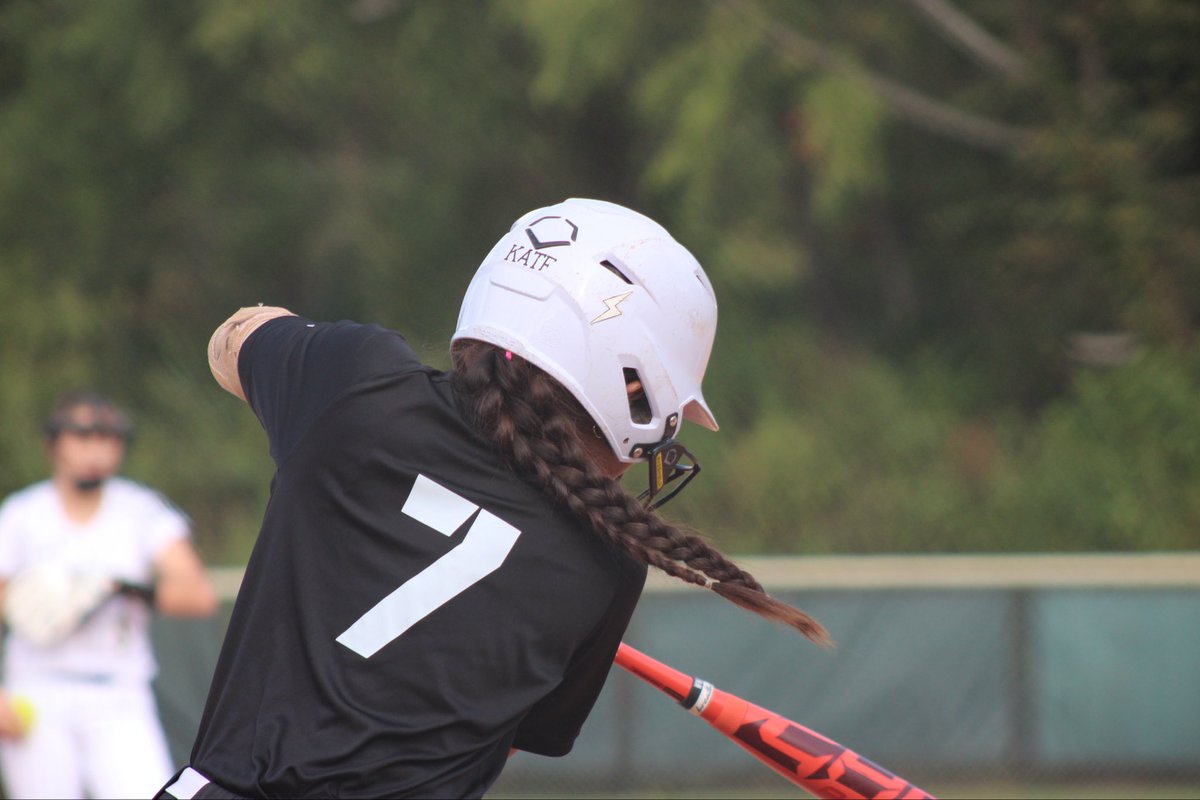 Kate Nañez tweet media