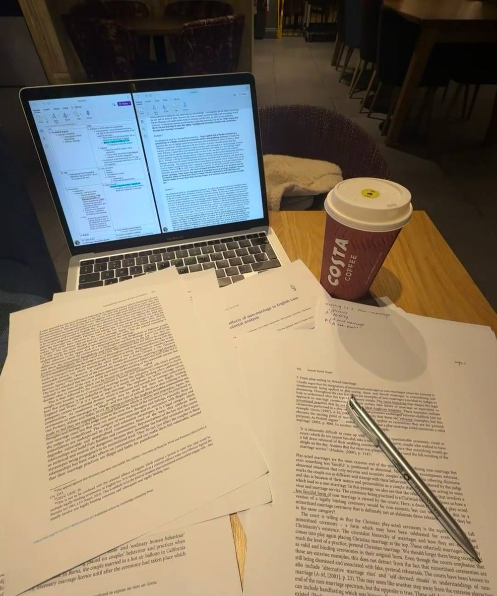 Elenababy0925's tweet image. So much information to go through. Let&apos;s just say, it&apos;s a lot to take in. 😅 #Overload #NeedABreak