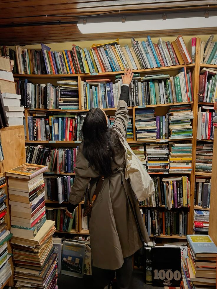 VeraVibe01's tweet image. Another day, another chapter this time in the library. Day was well spent
#LibraryAdventures #BookGoals #QuietStudy