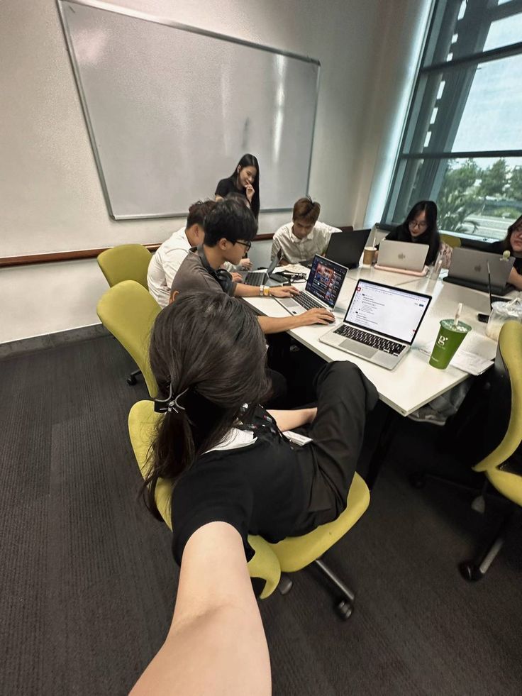 UnseenCoder_'s tweet image. As a Developer, do you solve problems?