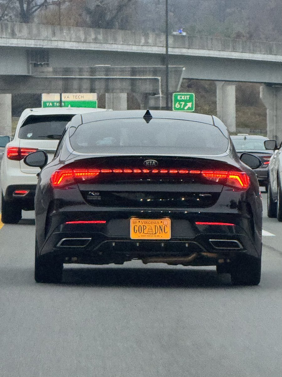 LegendofSteph's tweet image. came across the most libertarian guy today