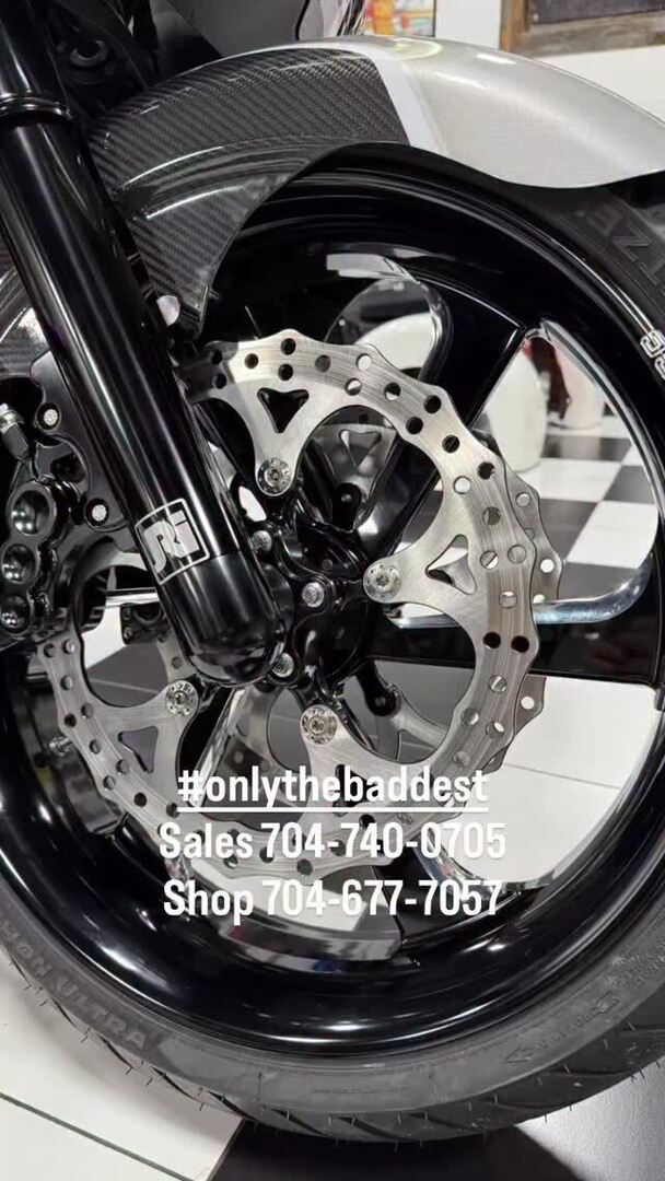 SCCBikes's tweet image. #southerncountrycustoms #onlythebaddest #oftenimitatedneverduplicated #fitandfinish