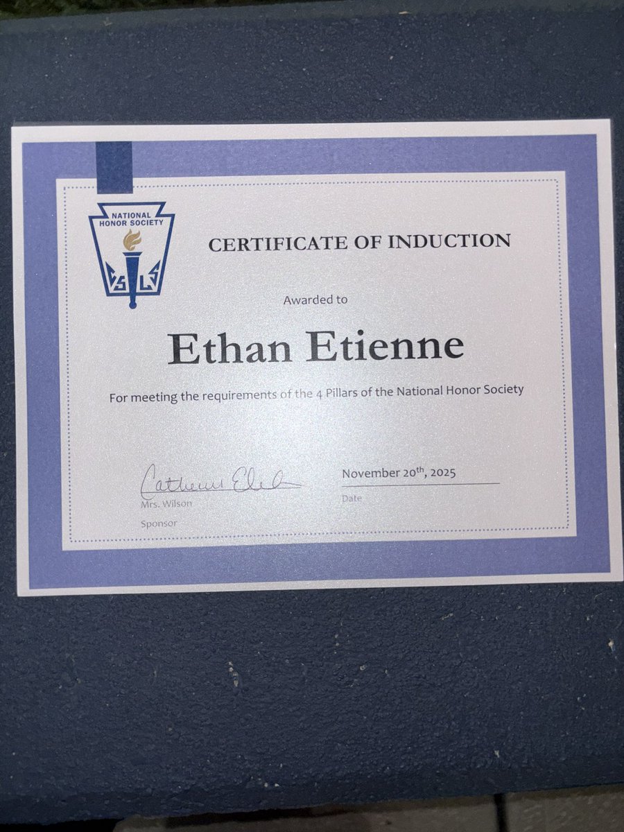 Ethan Etienne tweet media