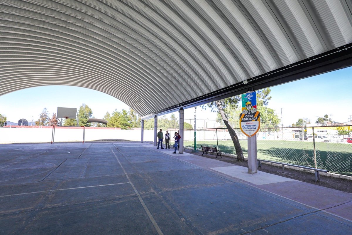 durangos21's tweet image. Entregan Domo en Villas del Guadiana II; Beneficia a Más de 4 mil Vecinos
#Durango 

Información en el link en siguiente mensaje