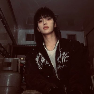 hellduar1e's tweet image. #NewProfilePic
agora observem no meu perfil como minha mulher e linda