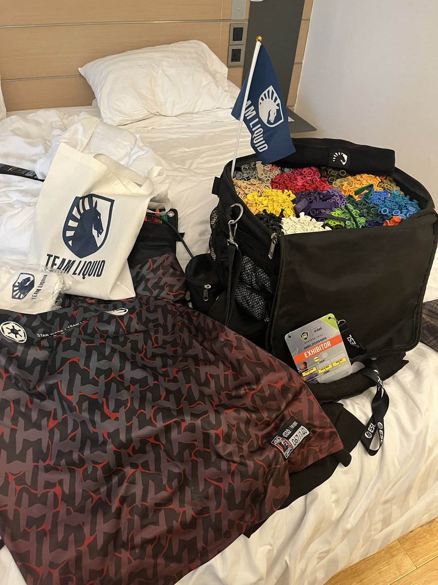 BalloonsForGamers tweet media