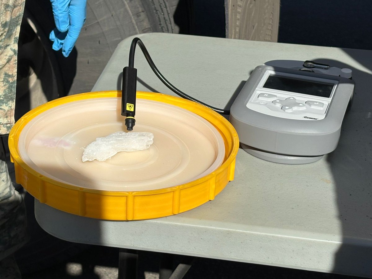 #Seguridad #SLRC
🚨El Gabinete de Seguridad de #Sonora dio un duro golpe al crimen organizado con el aseguramiento de 300 kilos de metanfetamina y la detención de dos personas en San Luis Río Colorado.  
La acción fue posible gracias a la estrategia coordinada entre Guardia