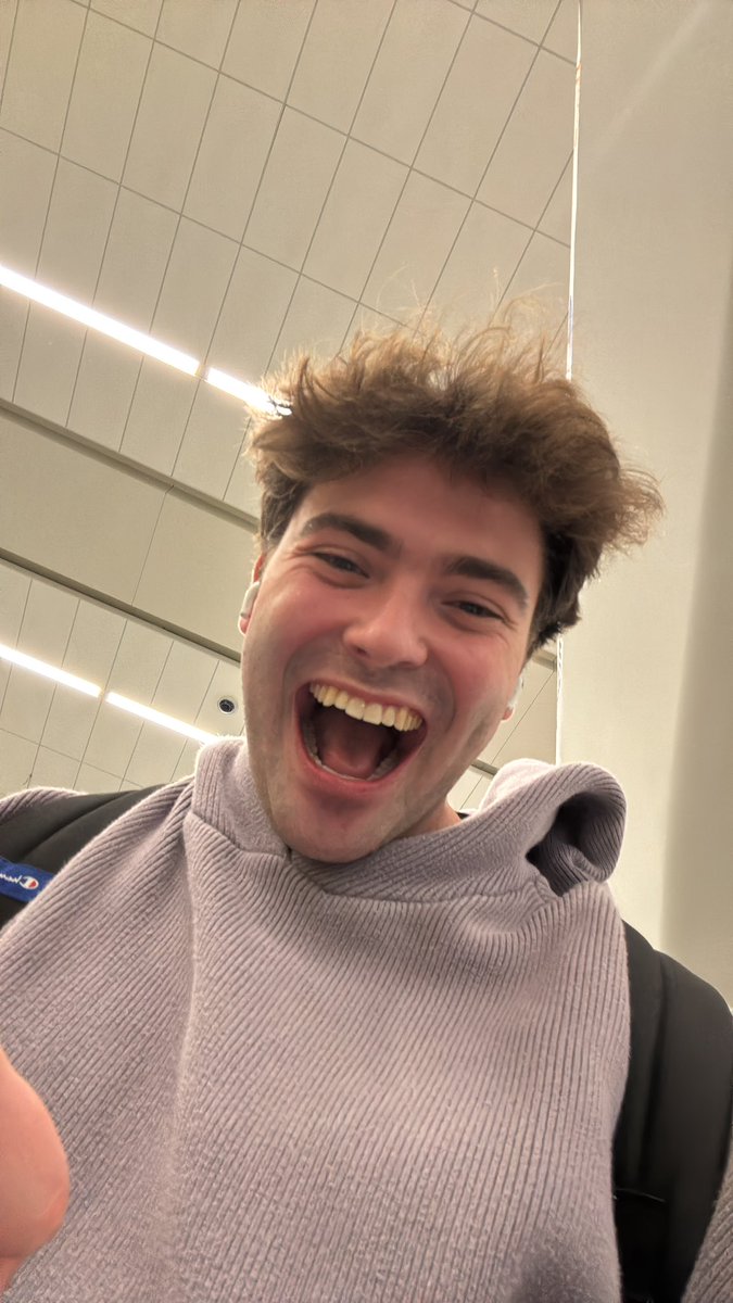 joshsuggss's tweet image. WE JUST HIT 3,000 FOLLOWERS 

I&apos;m at the airport heading to Miami to train our south beach street interviews ✅

Feeling so grateful for your belief in me and everything we are building 🎥

I can&apos;t believe how far we&apos;ve come in 16 months ‼️

ANYTHING IS POSSIBLE 🚀

CHASE YOUR…