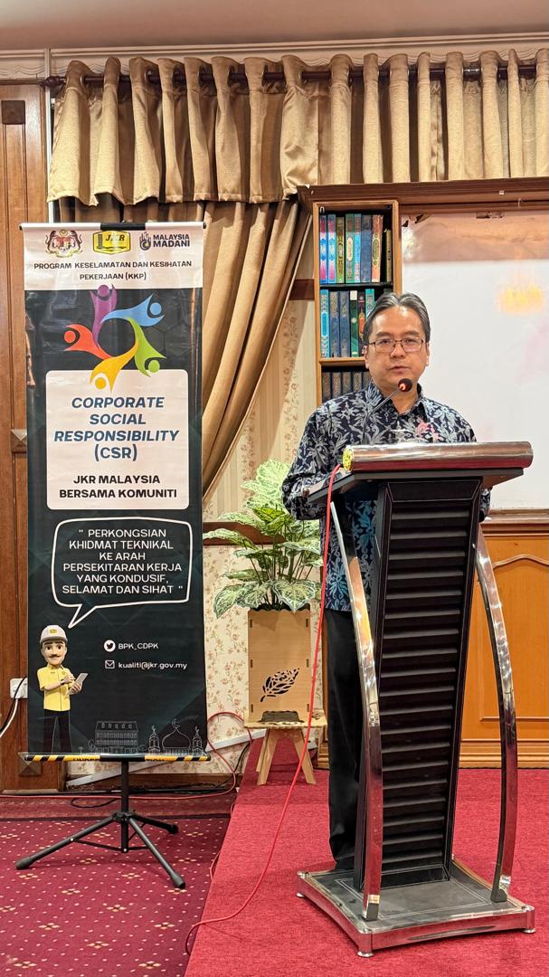 BPK_CDPK's tweet photo. 20 November 2025 - Program Corporate Social Responsibility (CSR) Keselamatan dan Kesihatan Pekerjaan (KKP) JKR Malaysia Bersama Komuniti di
Masjid Sultan Idris Shah II (Masjid Negeri Perak), Ipoh, Perak. https://t.co/XIp1GXwtyb