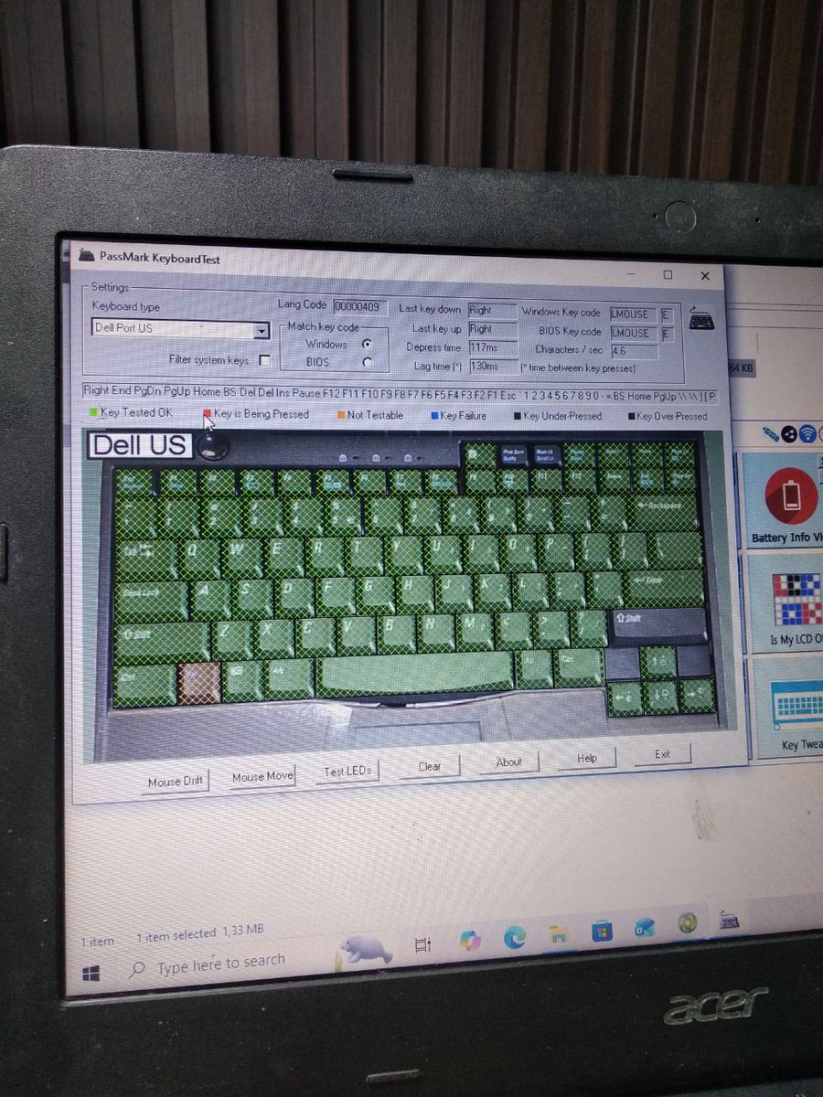 iniqiyss's tweet photo. WTS LAPTOP ACER ASPIRE 3 

CPU : Intel Celeron N3350
VGA : Intel HD Graphics 500
Tahun Rilis : 2015

Baterai laptop udah ganti, baru bgtt nambah GB jadi ga lemot.

prefer COD Bandung dan sekitar, biar bisa liat dan cek unit nya

1.5 jt negoo haluss
#wtslaptop #wts #zonauang https://t.co/HQf6ylnp3P