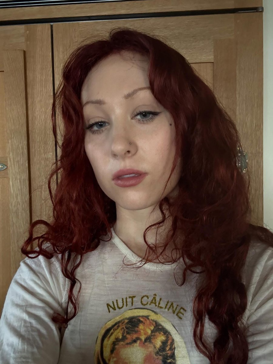 glusong's tweet image. prettiest girl ever