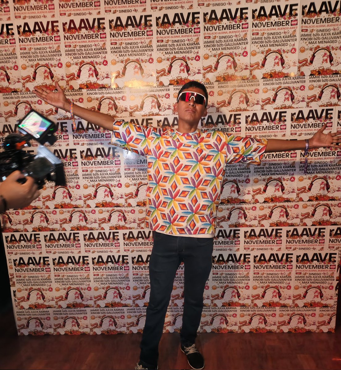 criptopepe1's tweet image. ⚠️URGENTE⚠️ Uno de los sexi boys llegó a @raave Argentina 🇦🇷 desde Bolivia 🇧🇴
Ahora dicen que cobra en cripto