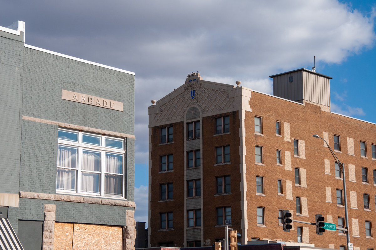 Mattoon IL, Coles County pop 16,870