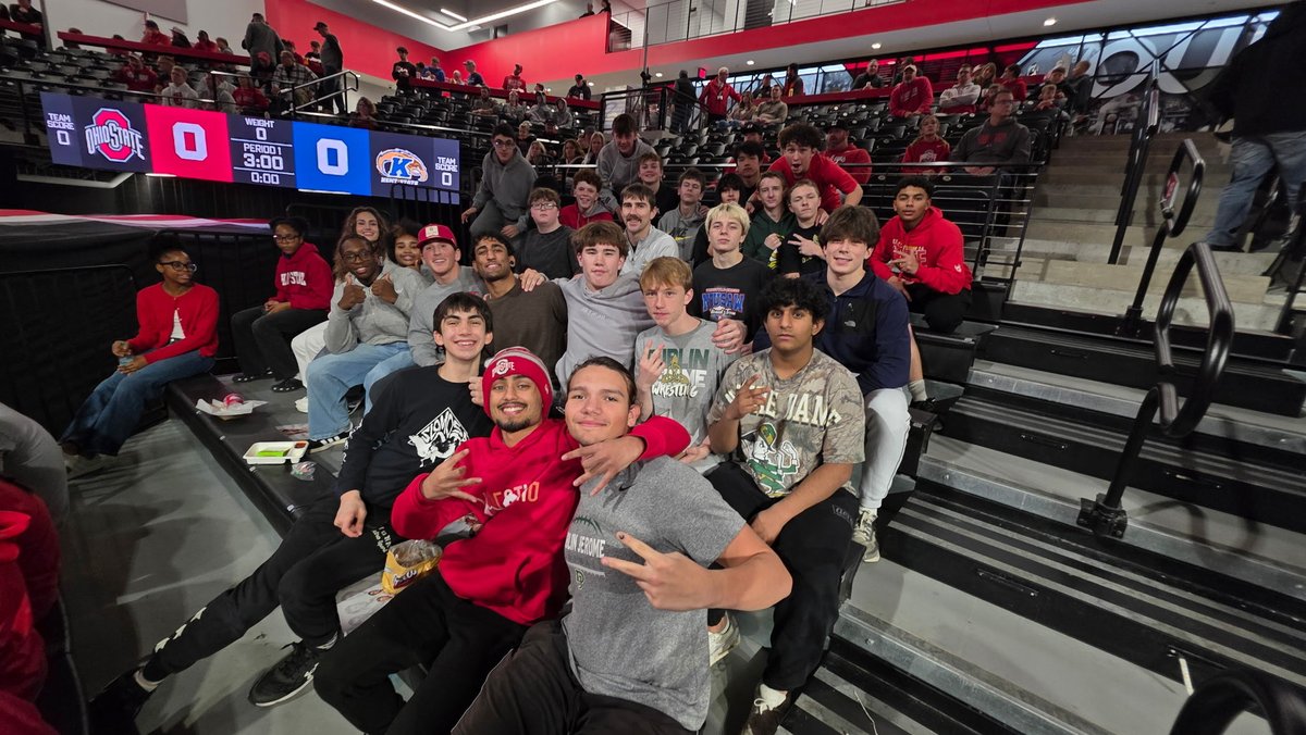 DJHSWrestling's tweet image. Team Night @wrestlingbucks